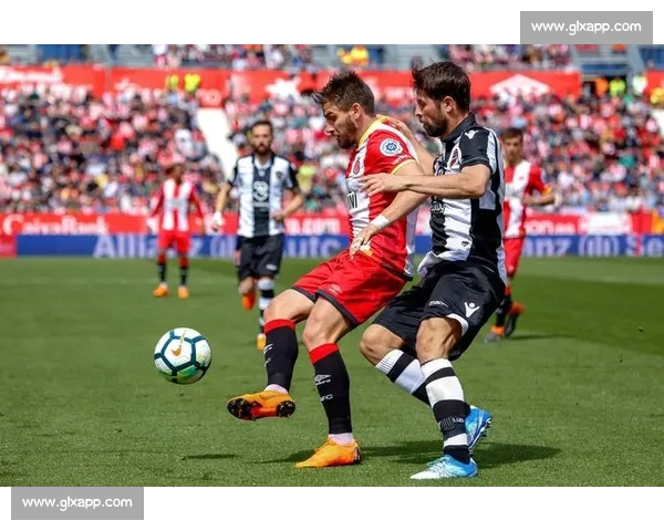 比利亚主场迎战西班牙人联赛焦点之争悬念十足攻防博弈胜负难料