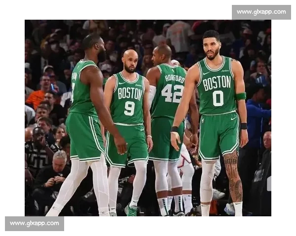 火箭激战凯尔特人东西强队正面对决引爆全场看点季后赛级别攻防博弈